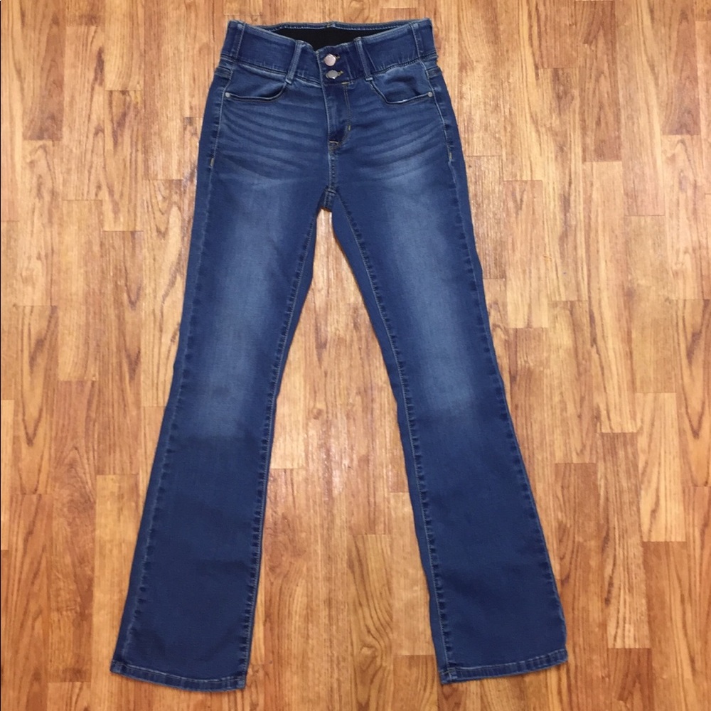 *LIKE NEW* Apt9 stretch bootcut jeans size 4